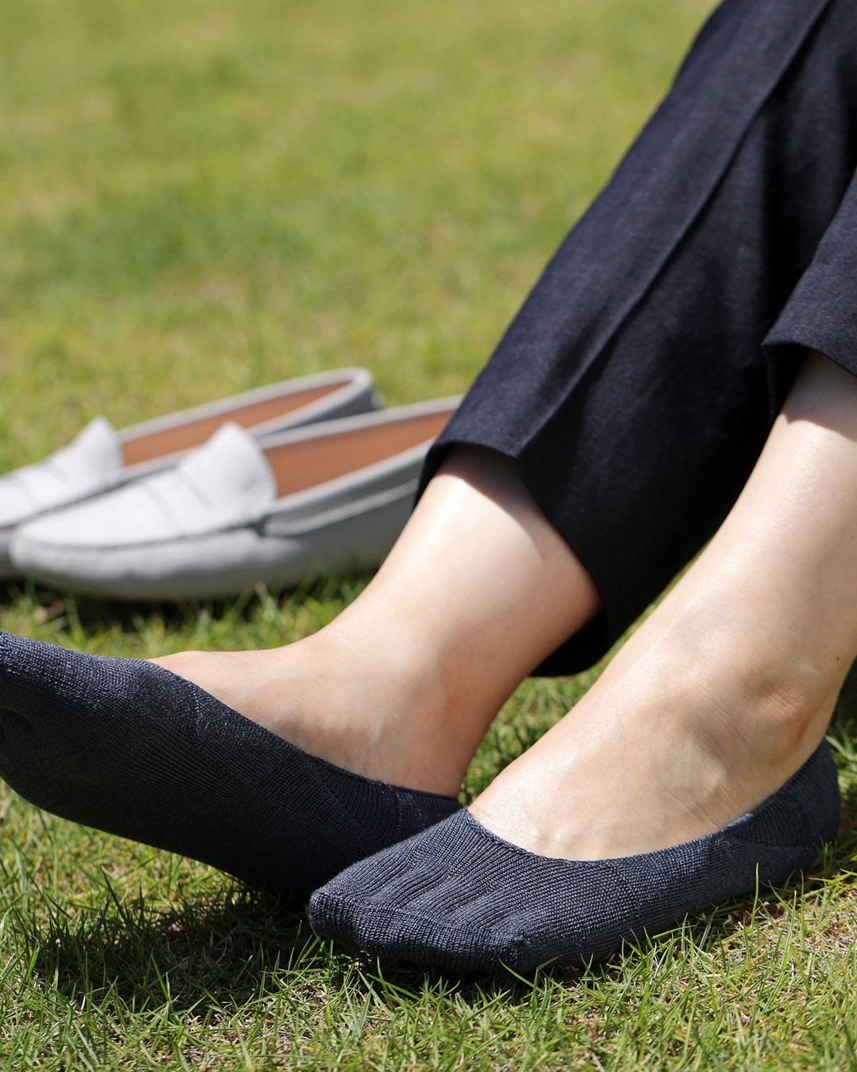 消炭色(けしずみいろ)