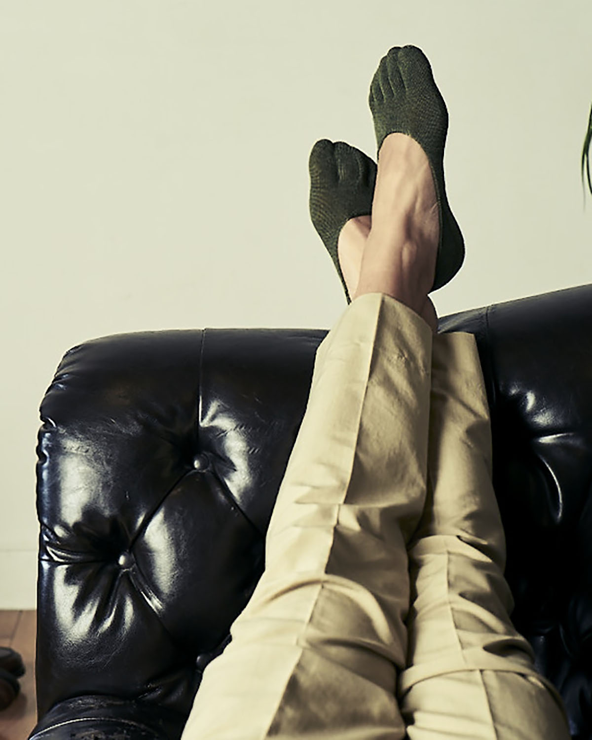 消炭色(けしずみいろ)