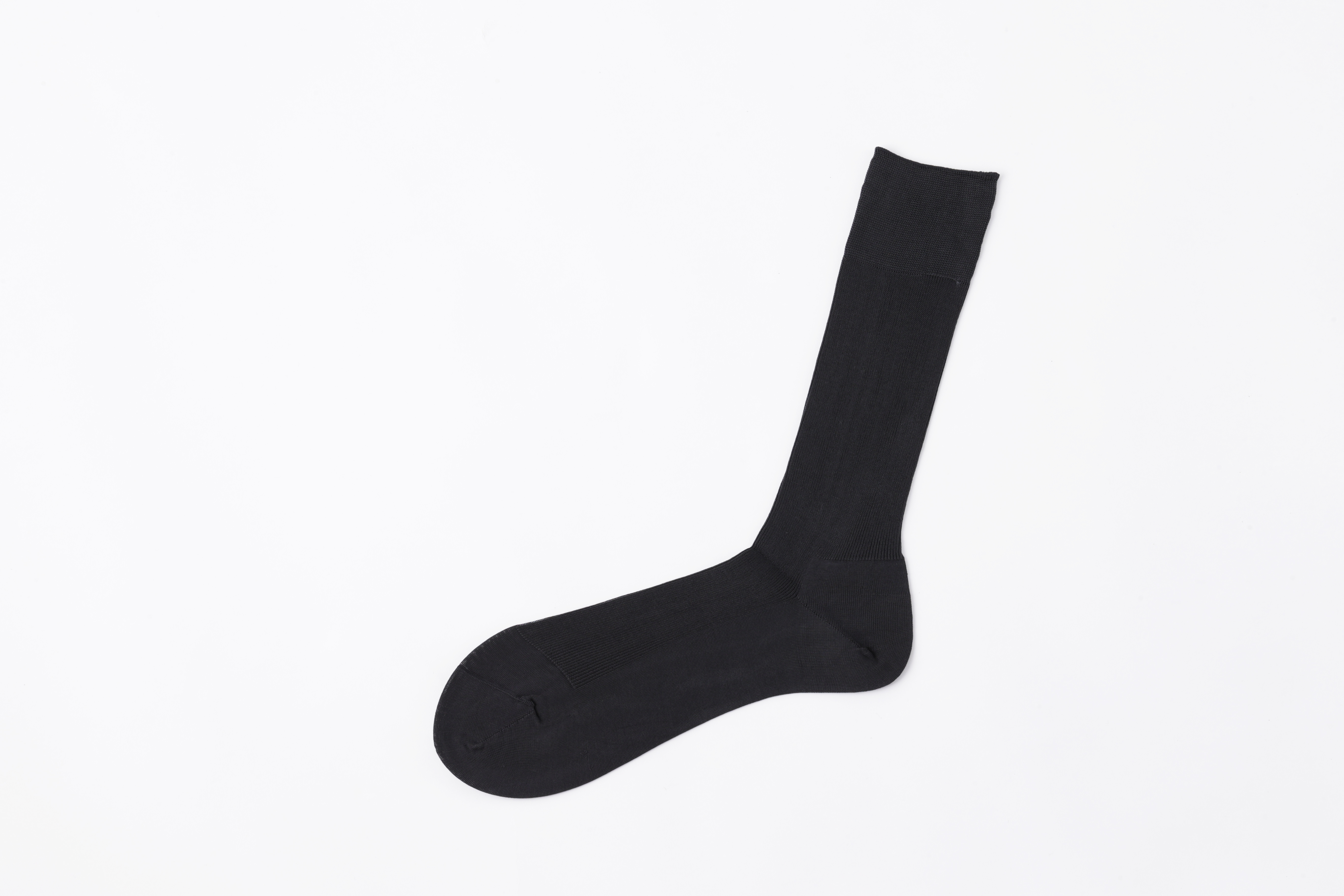 チャコールグレー