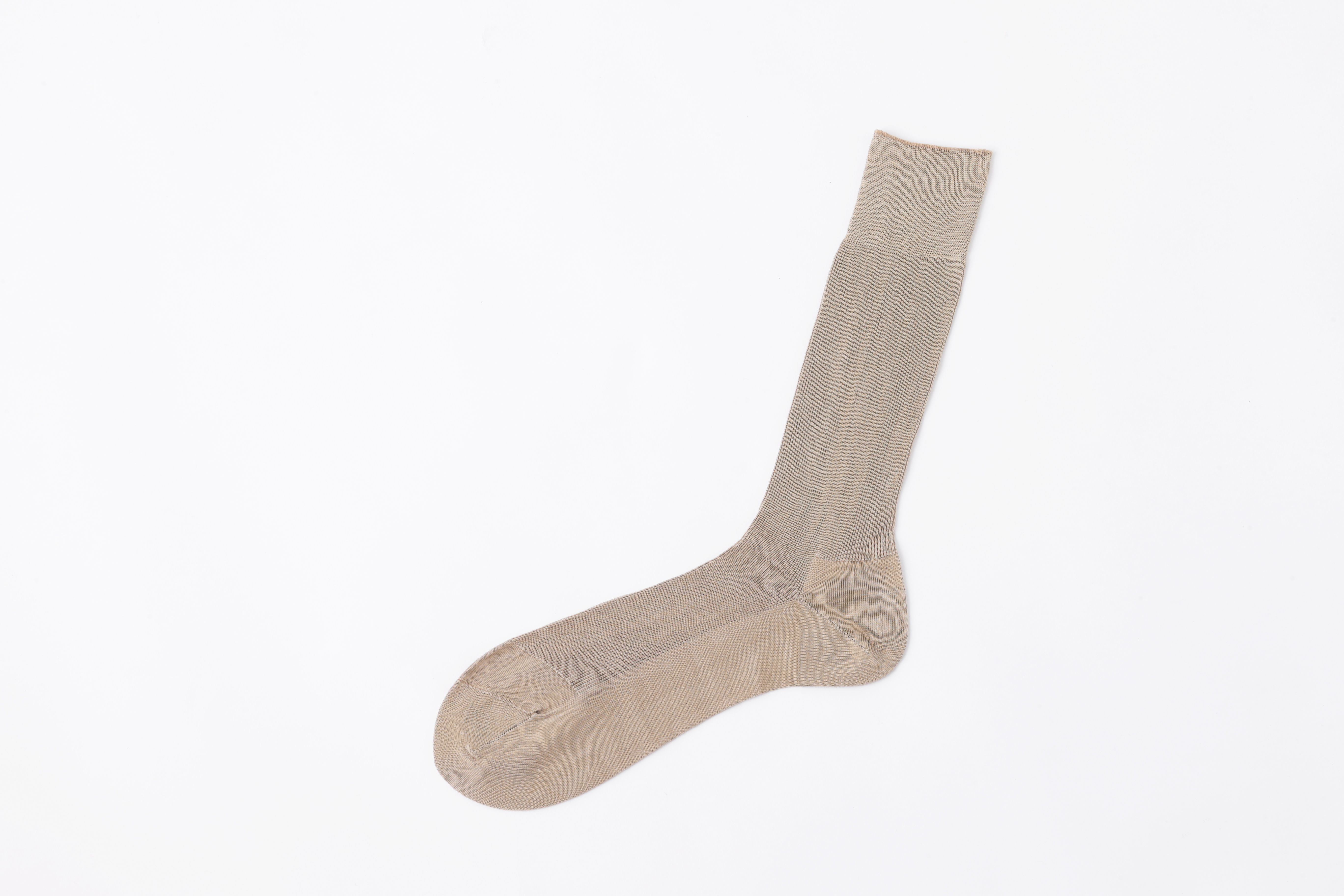 サンドベージュ